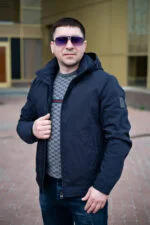 Весняна чоловіча куртка Kings Wind 1K15, розстібнута, вид спереду