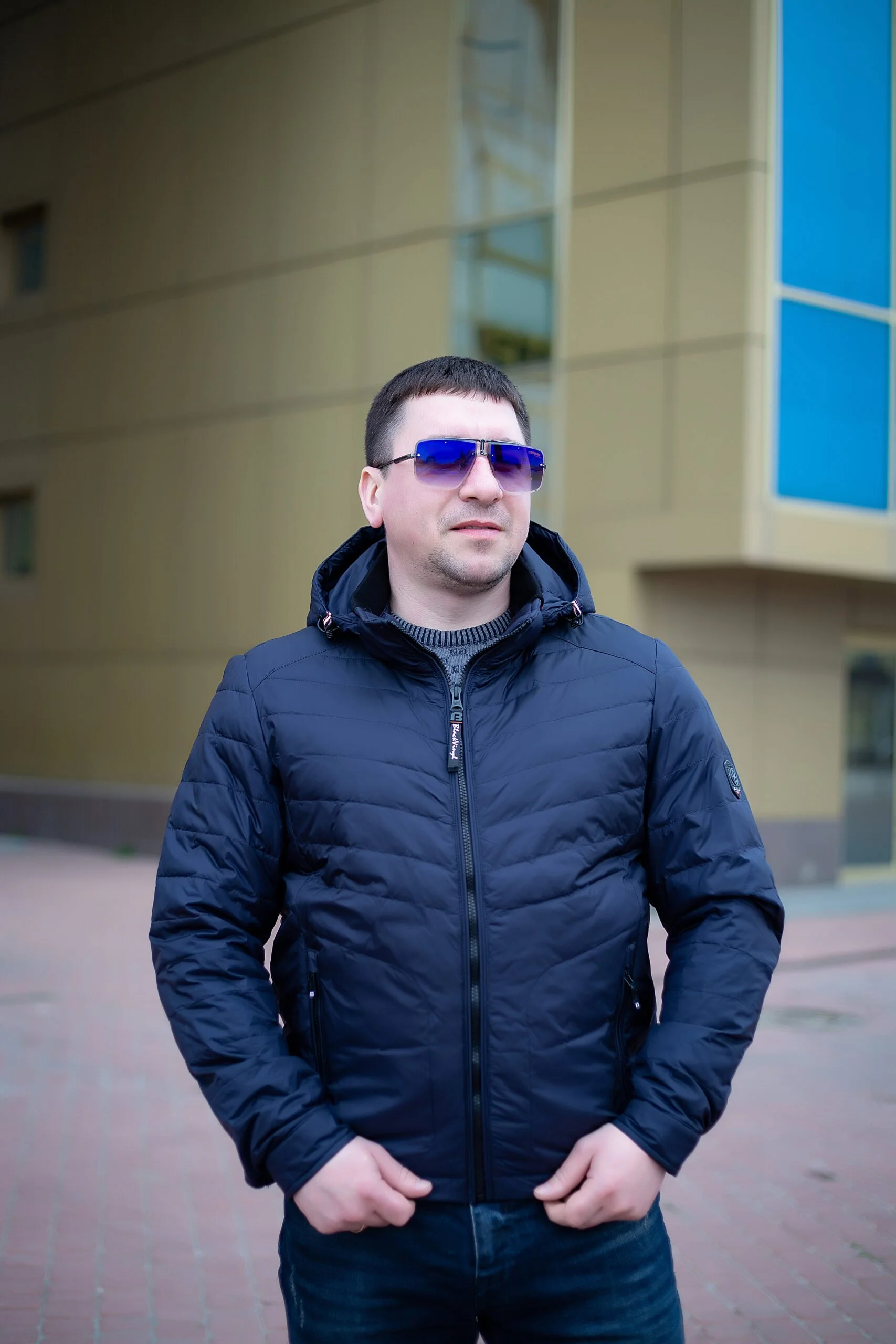 Чоловіча куртка Black Vinyl ТС21-1807, вид спереду, застібнута, з доставкою в Україні