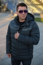 Чоловіча зимова куртка-жилет Black Vinyl С21-1733 зі знімними рукавами. - Зображення 18