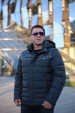 Чоловіча зимова куртка-жилет Black Vinyl С21-1733 зі знімними рукавами. - Зображення 21