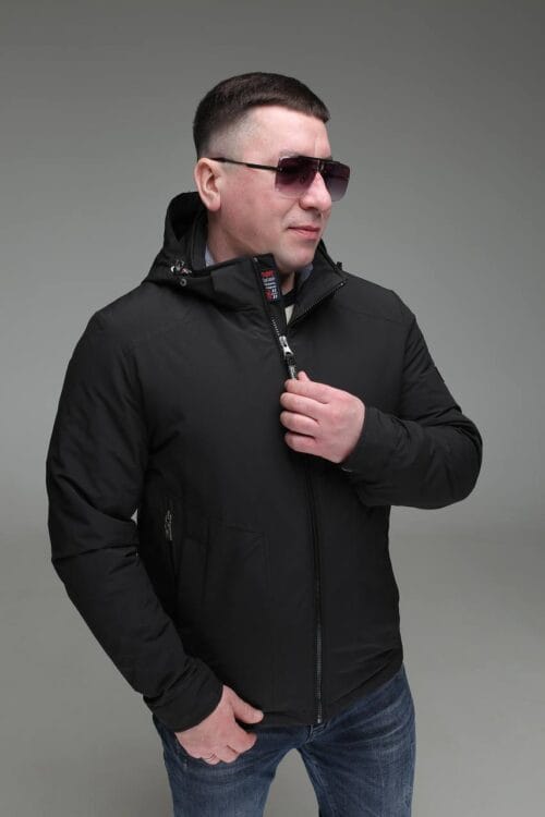 Куртка Black Vinyl TC23-2197, чорний колір, вид спереду.