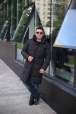 Мужская удлиненная зимняя куртка Kingʼs Wind 503 в черном цвете
