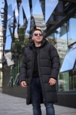 Удлиненная зимняя куртка Kingʼs Wind 503 в черном цвете для мужчин