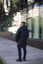 Чоловіча довга зимова куртка Black Vinyl С23-2289CQ колір темно синій - Зображення 3