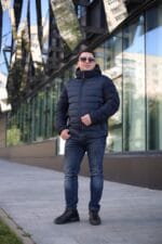 Теплая зимняя куртка Black Vinyl С23-1880С в цвете нави для мужчины
