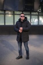 Куртка Black Vinyl C23-2237C в черном цвете для мужчины на зиму