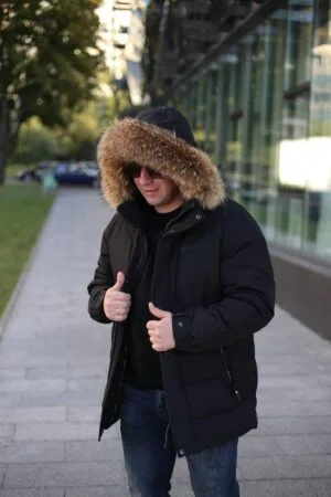 Стильная зимняя куртка Black Vinyl С23-2301 М2 цвет черный