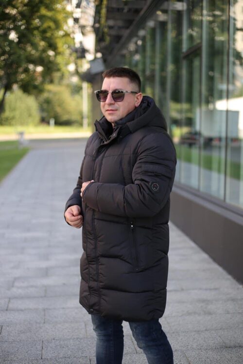 Теплая зимняя куртка Black Vinyl С23-2278С в черном цвете для мужчины