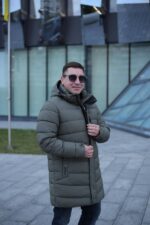 Теплая куртка Black Vinyl С23-2252С в цвете олива для мужчины