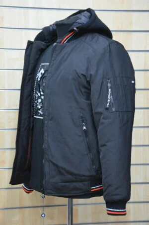 Зимняя куртка с утеплителем Indaco