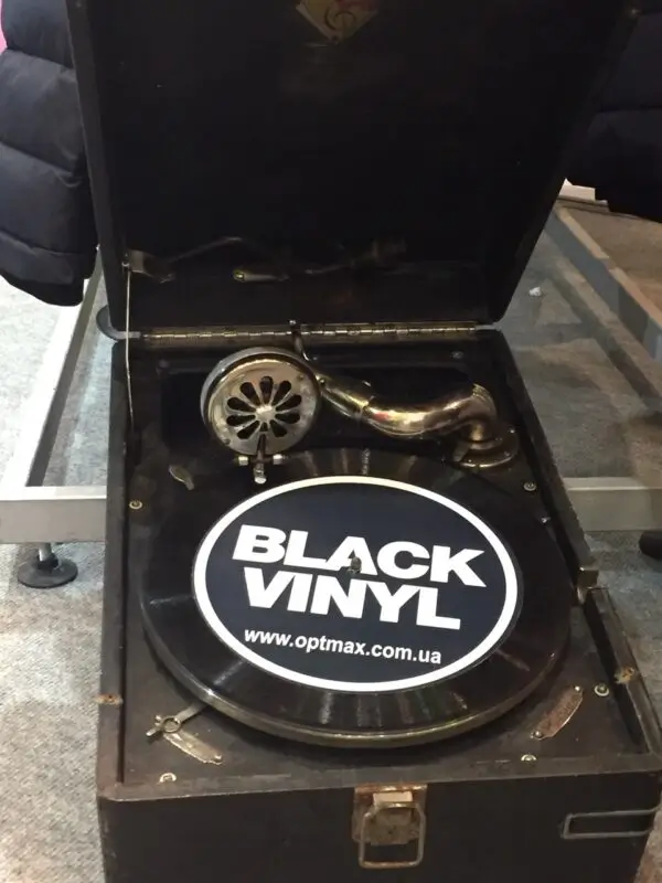 Продукція OptMax на виставці Kyiv Fashion