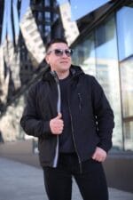 Мужская осенняя куртка Black Vinyl TC24-2337 в черном цвете