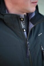 Стильная осенняя куртка Black Vinyl TC24-2337 в цвете малахит для мужчины