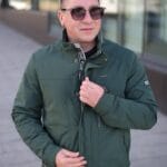 Осіння куртка Black Vinyl TC24-2368 в кольорі малахіт для чоловіка