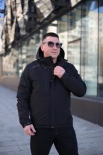 Теплая осенняя куртка Black Vinyl ТС23-2201 в черном цвете для мужчины