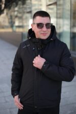 Куртка Black Vinyl ТС23-2201 в черном цвете для мужчины на осень в черном цвете