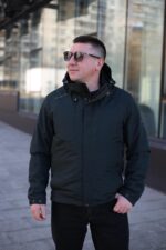 Осенняя куртка Black Vinyl ТС23-2201 в цвете малахит для мужчины