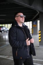 Стильная осенняя куртка Black Vinyl TC24-2335 в цвете темно-синий для мужчины