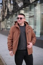 Мужская осенняя куртка Black Vinyl ТС24-2339 в коричневом цвете в коричневом цвете