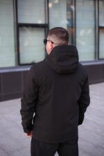Осенняя куртка Black Vinyl ТС24-2361 для мужчины черная