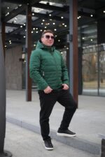 Осіння куртка Black Vinyl ТС24-2373 в зеленому кольорі для чоловіка