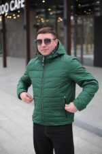 Чоловіча осіння куртка Black Vinyl ТС24-2373 в зеленому кольорі