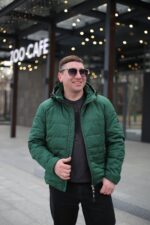 Стильна осіння куртка Black Vinyl ТС24-2373 в зеленому кольорі для чоловіка