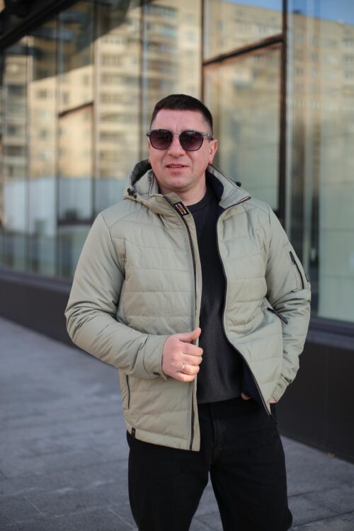 Стильная осенняя куртка Black Vinyl ТС24-2375 в фисташковом цвете для мужчины