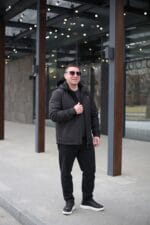 Осіння куртка Black Vinyl ТС23-2200 для чоловіка чорна