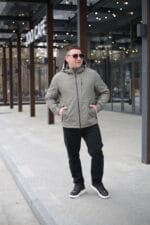 Тепла осіння куртка Black Vinyl ТС23-2200 в кольорі олива для чоловіка