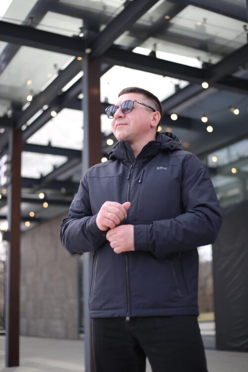 Осенняя куртка Black Vinyl ТС23-2200 в синем цвете для мужчин