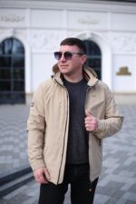 Осенняя куртка Black Vinyl ТС24-2356 в бежевом цвете для мужчины