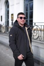 Куртка Black Vinyl TC24-2356 в черном цвете для мужчины на осень