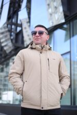 Стильная осенняя куртка Black Vinyl ТС24-2336 в бежевом цвете для мужчины