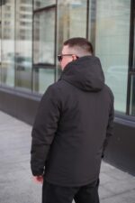 Осенняя куртка Black Vinyl ТС24-2336 в черном цвете для мужчин