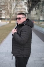 Стильная осенняя куртка Zero Frozen ZF50472 в черном цвете для мужчины