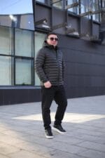 Стильна весняна куртка Zero Frozen ZF50497B в кольорі хакі для чоловіка